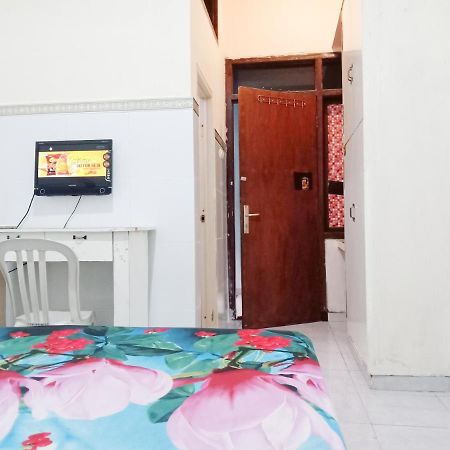 D'Kost Ketintang Hotel Surabaia Exterior foto