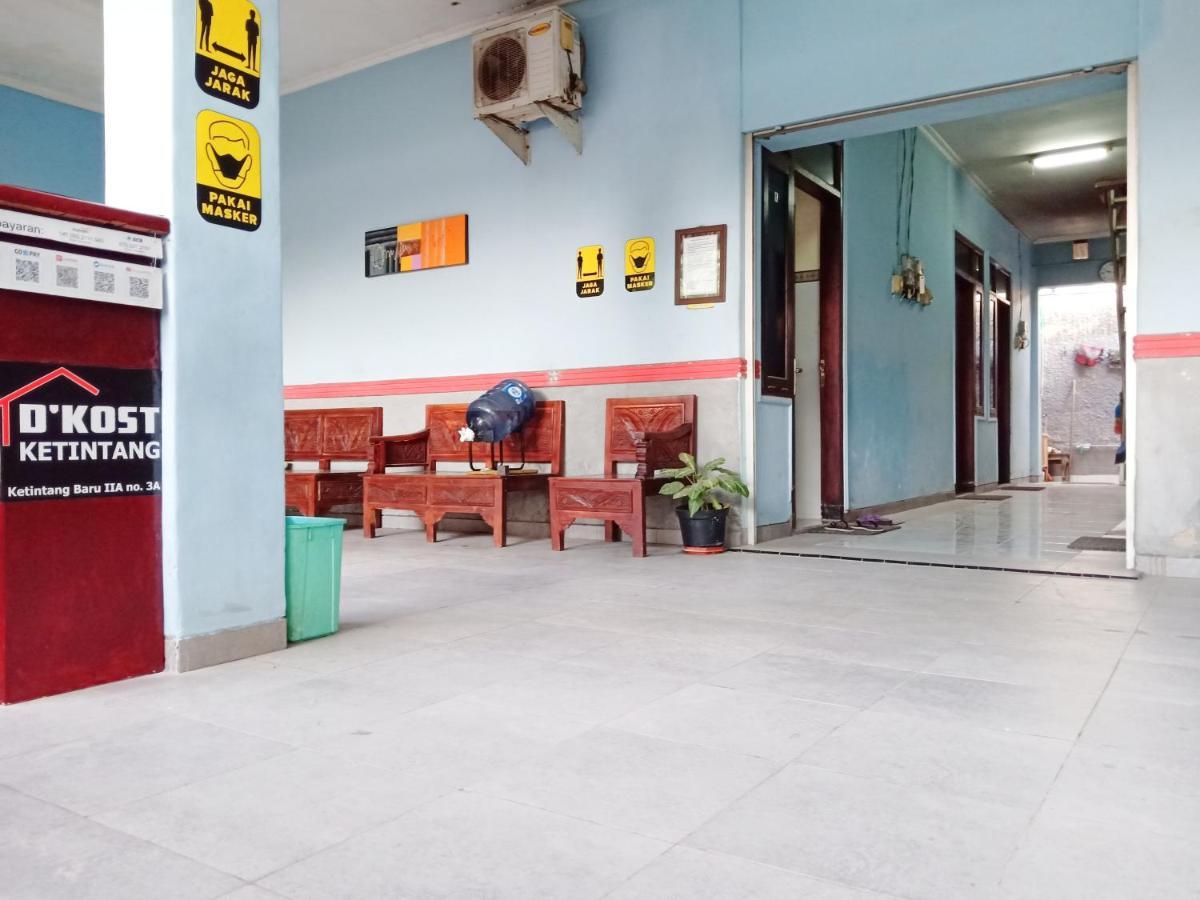 D'Kost Ketintang Hotel Surabaia Exterior foto